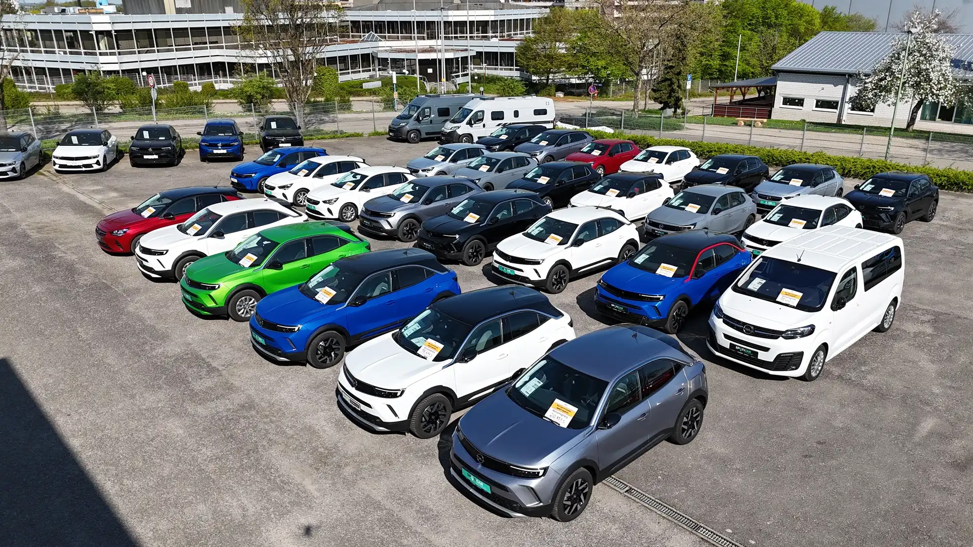 PKW & Dienstwagen bei Auto & Service in Pforzheim